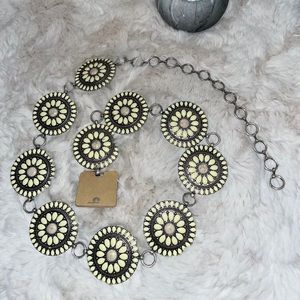 Natural bellingrath loop belt